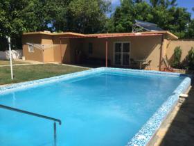 Haus zu vermieten am Meer mit Pool - 2 Schlafzimmer