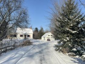 Einzigartiges Bauernhaus von 7 Hektar und 40 Minuten von Montreal entfernt