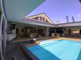 Luxuriöse Villa direkt am Meer