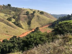 Zu verkaufen fazenda 164 ha sehr gute Bodenqualität und sauberes Wasser