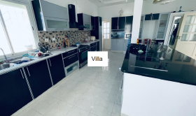 Villa in ruhiger Lage, nicht einsehbar, Bergblick - Cebalet ben Ammar