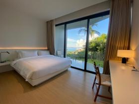 Wunderschöne Villa im Hollywood-Stil mit außergewöhnlichem Meerblick