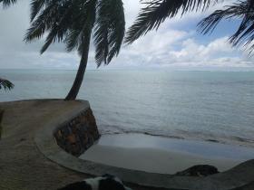 Haus auf einer kleinen paradiesischen Insel