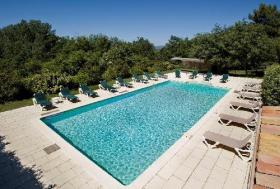 Schönes provenzalische Haus, 2 ha 300 - 7-Schlafzimmer - 15 x 7 m Pool