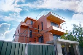 Lagonissi - Neues Einfamilienhaus zu verkaufen