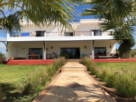 Moderne Villa 5 Schlafzimmer