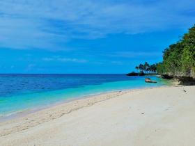 Strandgrundstück zum Verkauf in Camotes Islands