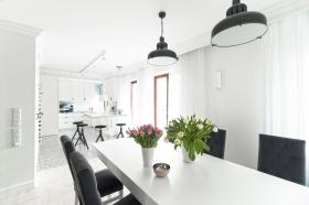 Schöne 4 Zimmer Wohnung in Krakau mit Dachterrasse 90m2