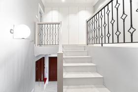 Schöne 4 Zimmer Wohnung in Krakau mit Dachterrasse 90m2