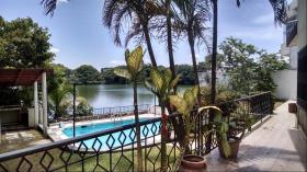 Zu verkaufen Luxus-Residenz in Halbinsel 360 Panoramablick auf den See