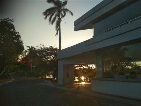 Zu verkaufen Luxus-Residenz in Halbinsel 360 Panoramablick auf den See